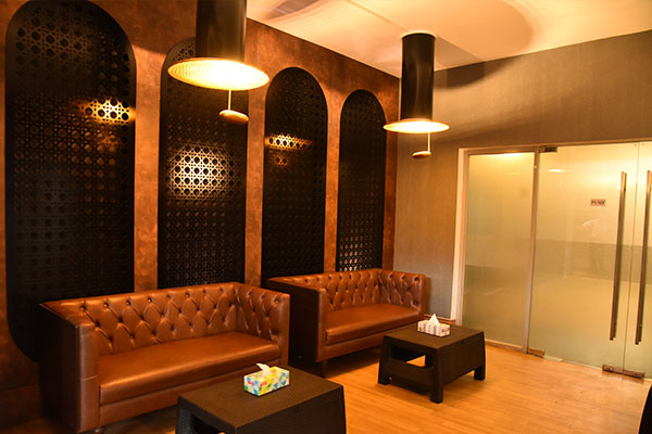 Lift & Lobby